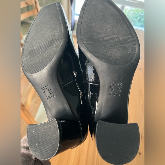 Naturalizer Black Mary Jane Patent Pumps - Picture 9 of 13